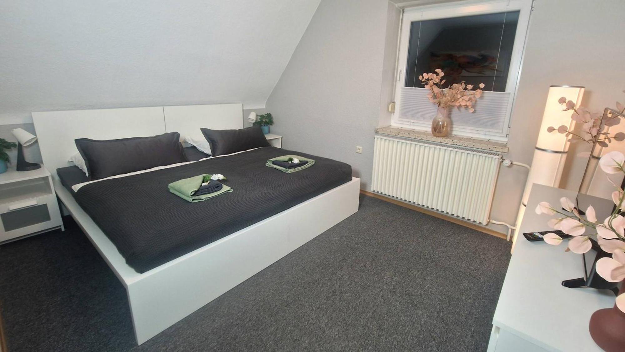 Ferienwohnung Landlicht Mit Terrasse In Ruhiger Lage Sulingen Exterior photo